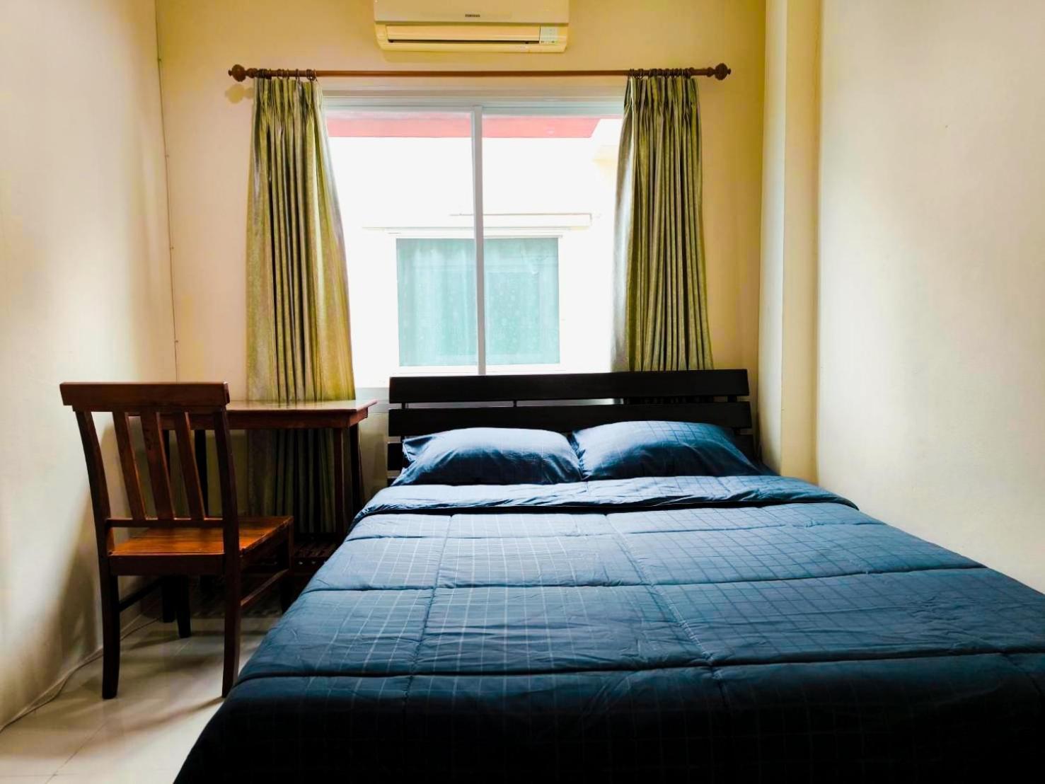 Nu Phuket Airport Resident 1 Bed & Breakfast Nai Yang Exterior photo